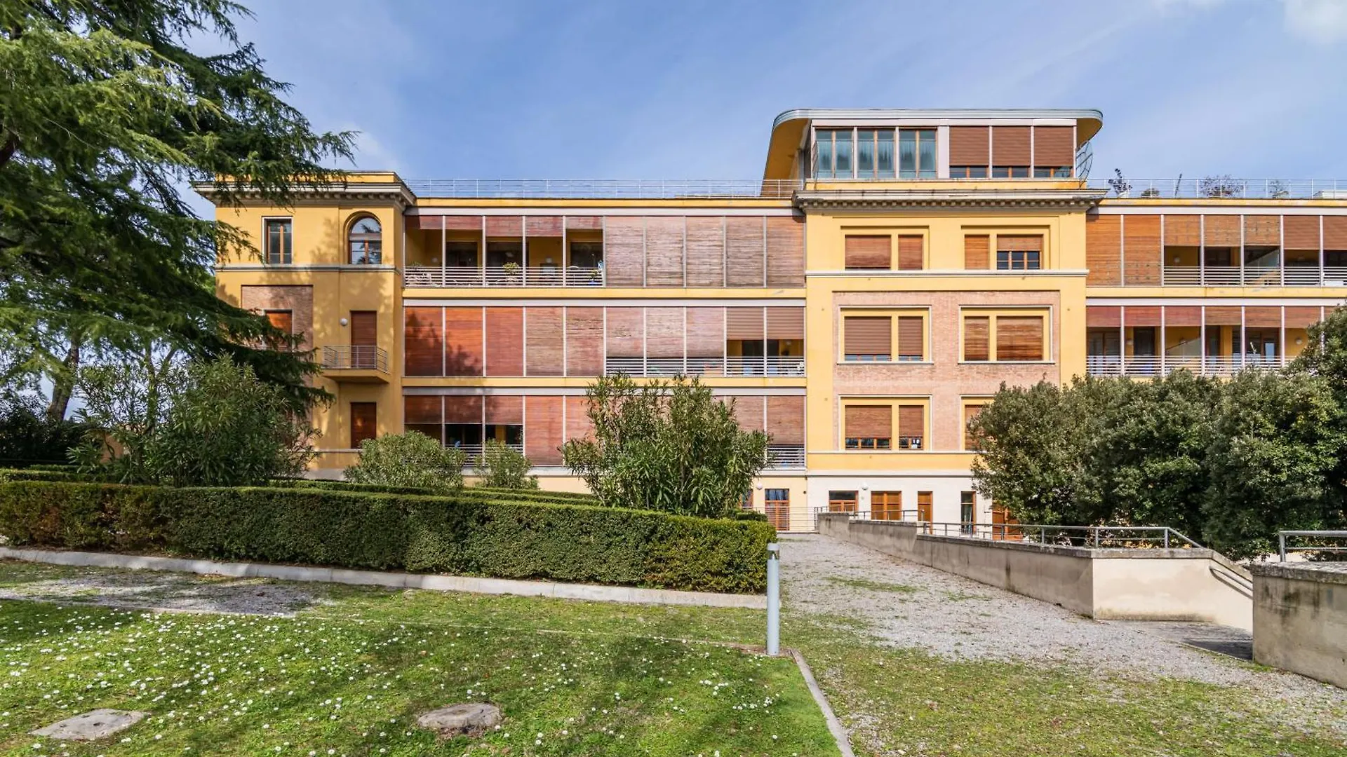 Porta Tufi Luxury Apartment With Private Parking! Siena İtalya