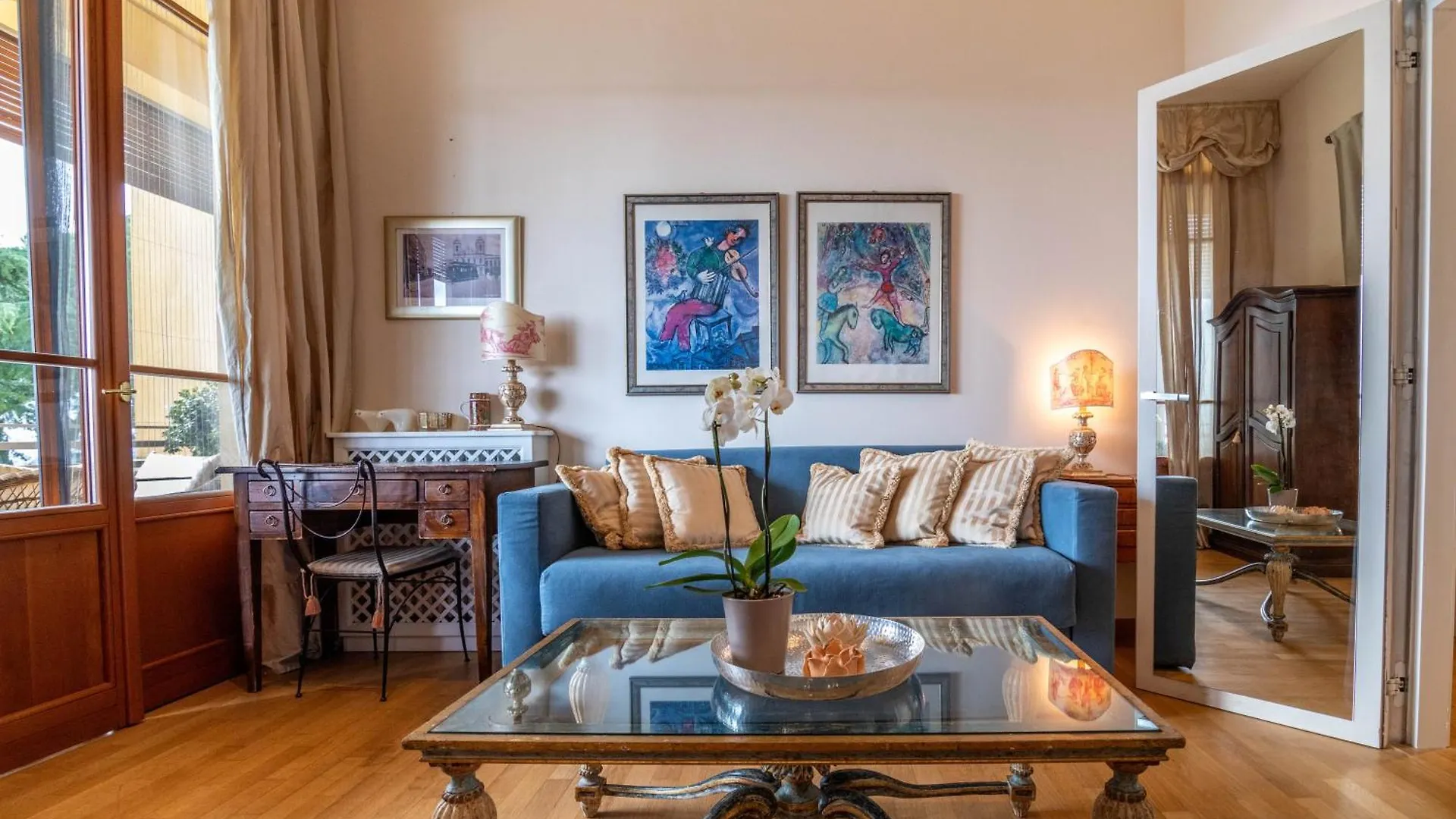 Porta Tufi Luxury Apartment With Private Parking! Siena Italië