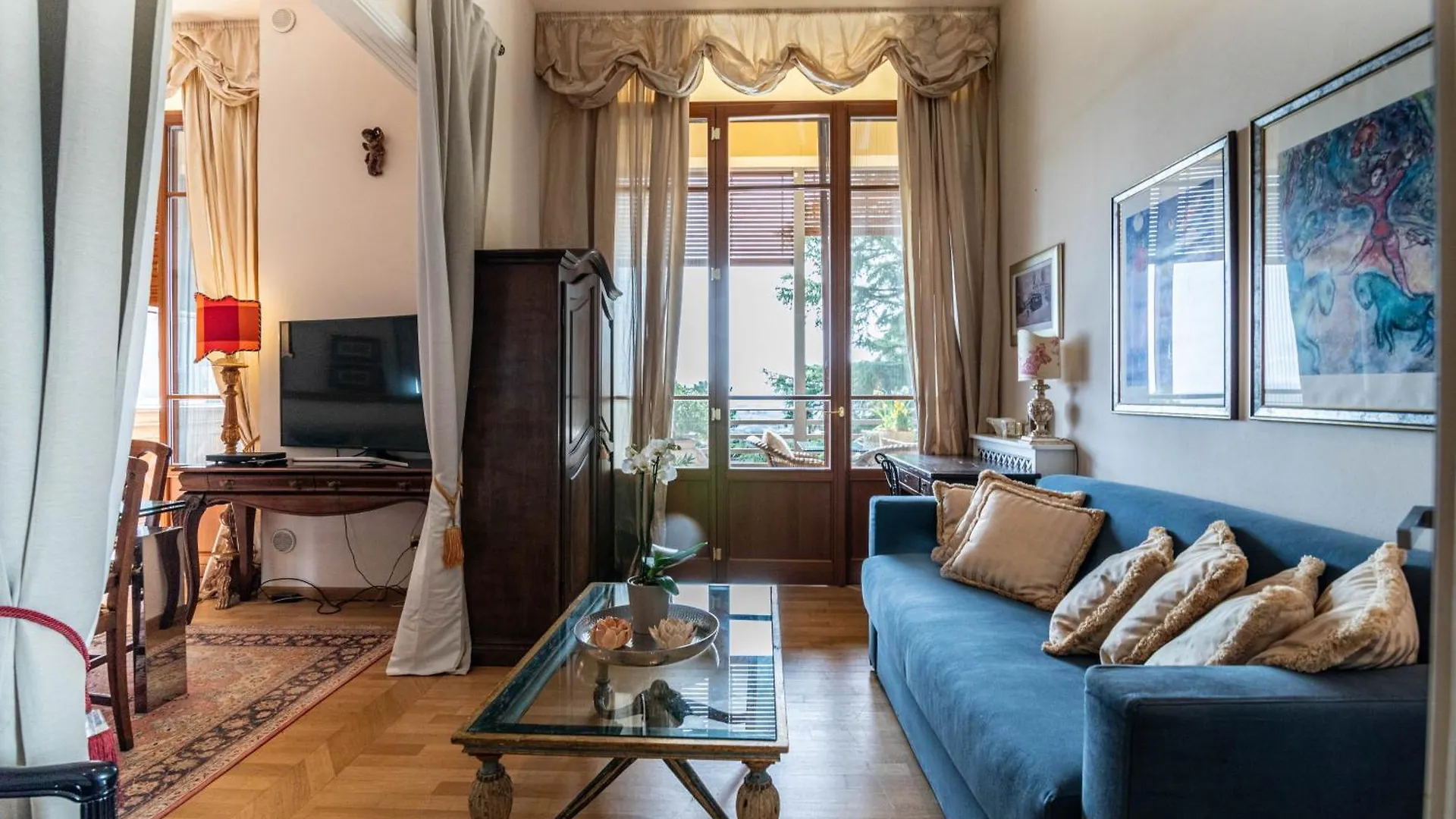 Porta Tufi Luxury Apartment With Private Parking! Siena Italië